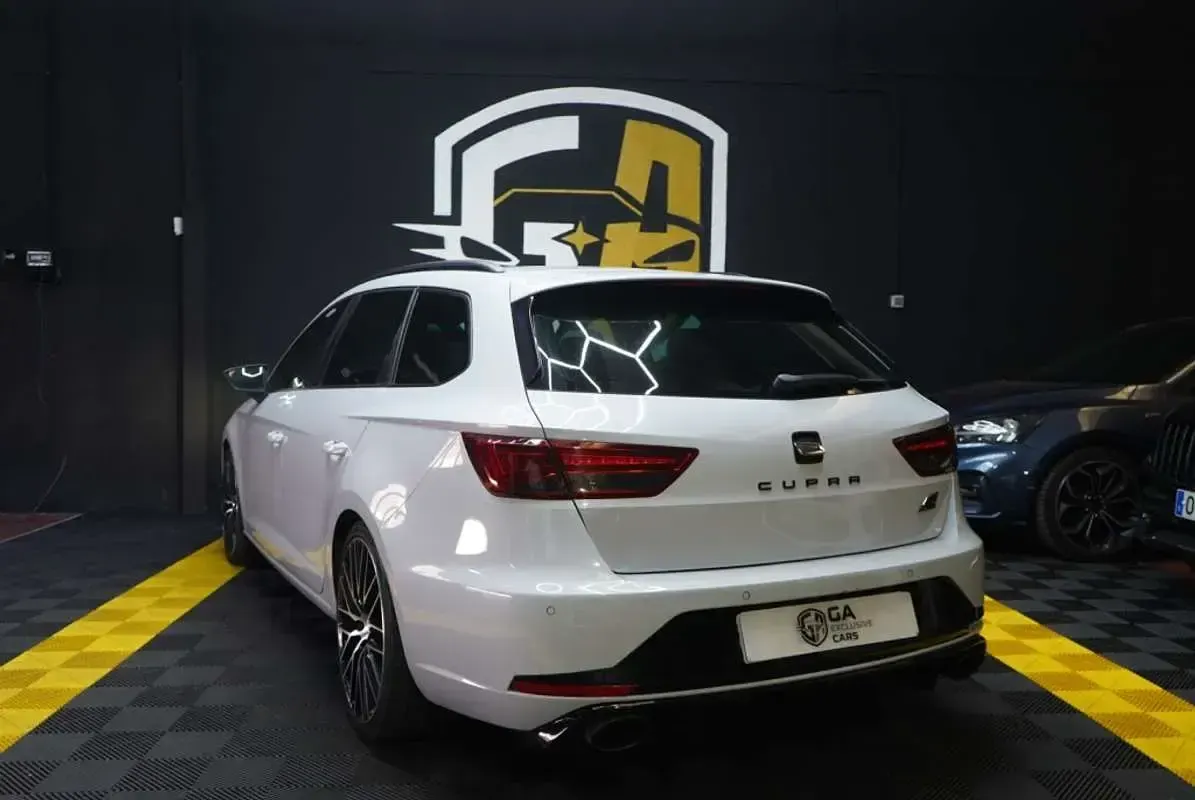 Usado Seat Leon ST CUPRA 290 CV (213 kW) 2016 Blanco Familiar