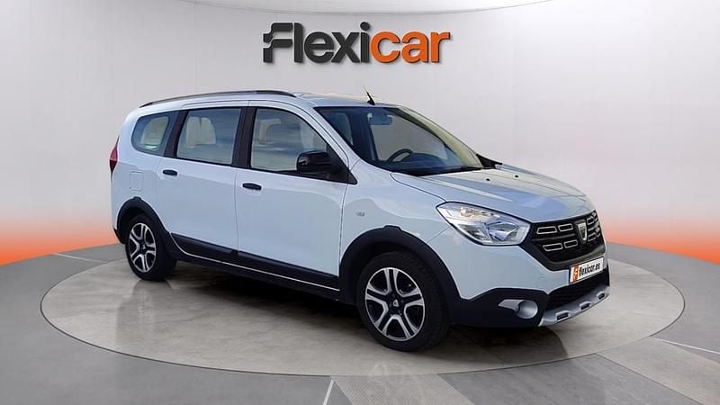 Usado Dacia Lodgy Comfort 116 CV (85 kW) 2021 Blanco Monovolumen