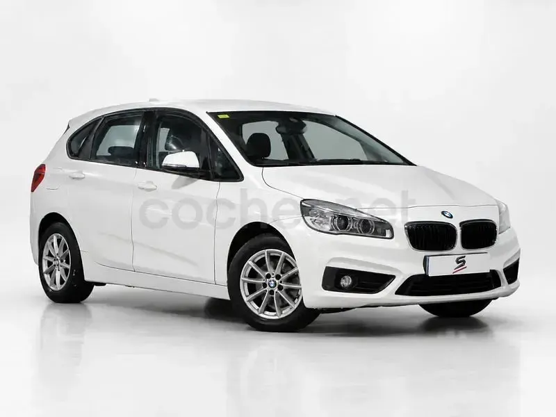 Usado BMW 218 Comfort Edition 150 CV (110 kW) 2015 Blanco Familiar