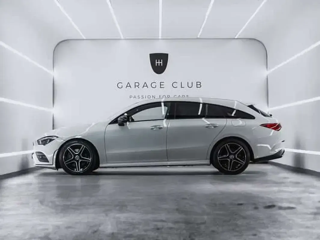 Usado Mercedes CLA200 Shooting Brake 150 CV (110 kW) 2020 Blanco Familiar