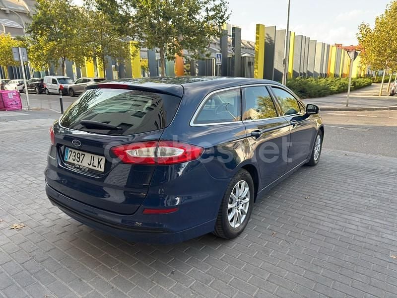 Usado Ford Mondeo Trend 150 CV (110 kW) 2016 Azul Familiar