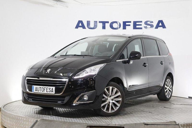 Negro Usado 2015 Peugeot 5008 Allure Monovolumen | 8650 € (Buen precio) - Imagen 1/4