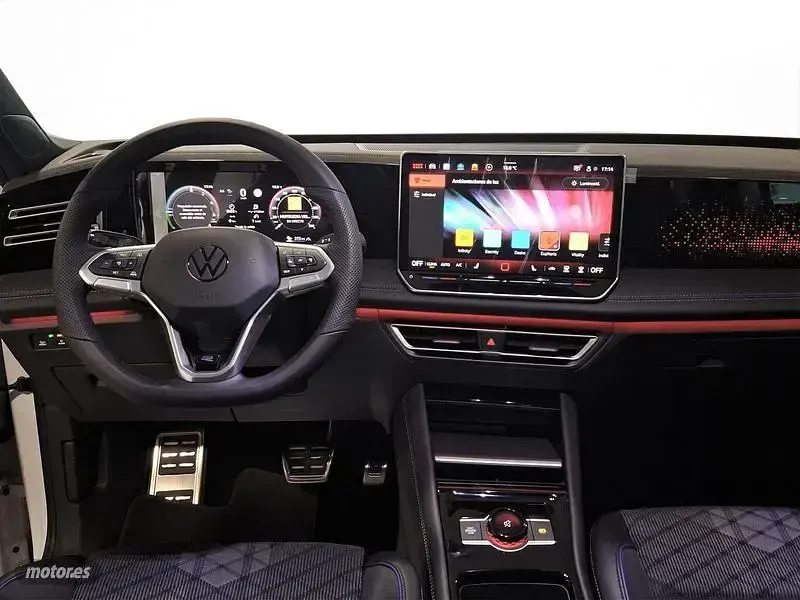 Usado VW Tiguan R-line 204 CV (150 kW) 2026 Blanco SUV