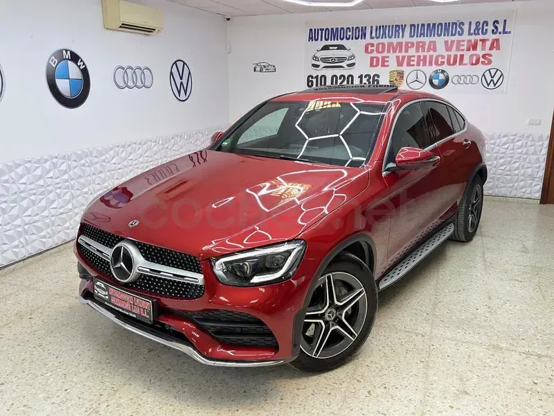 Usado Mercedes GLC220 194 CV (142 kW) 2020 Granate SUV