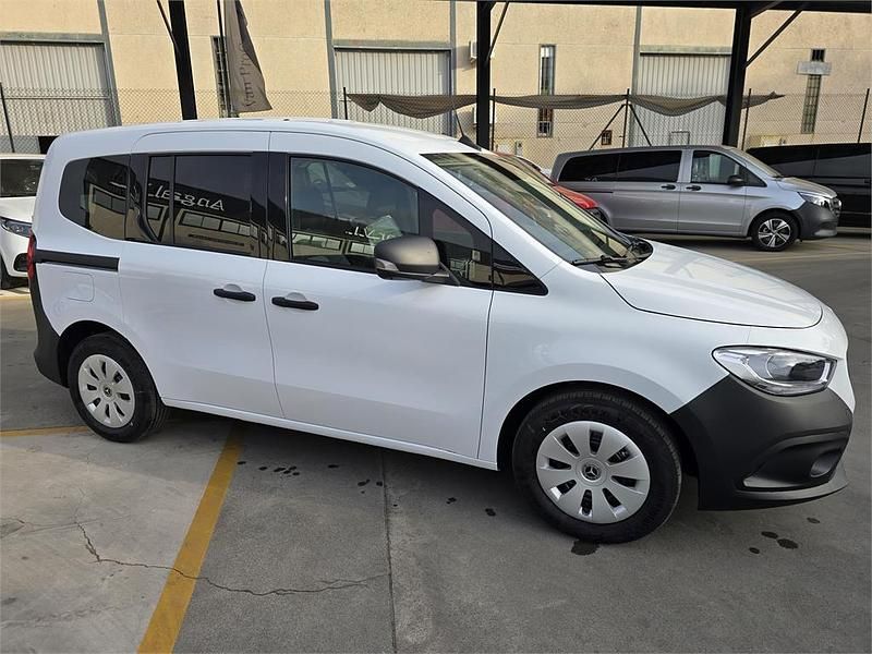Nuevo Mercedes Citan 110 95 CV (69 kW) 2025 Blanco Familiar