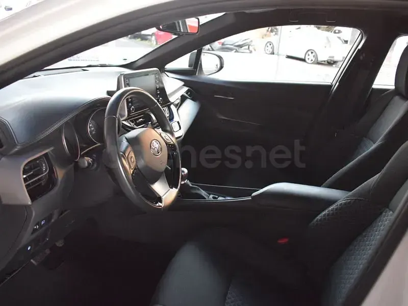 Usado Toyota C-HR Advance 184 CV (135 kW) 2022 Blanco SUV