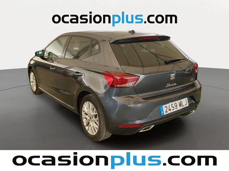Usado Seat Ibiza FR 110 CV (80 kW) 2023 Gris Utilitario