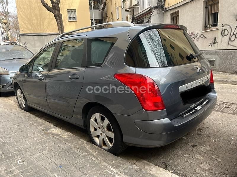 Usado Peugeot 308 SW Sport 120 CV (88 kW) 2009 Gris / plata Familiar