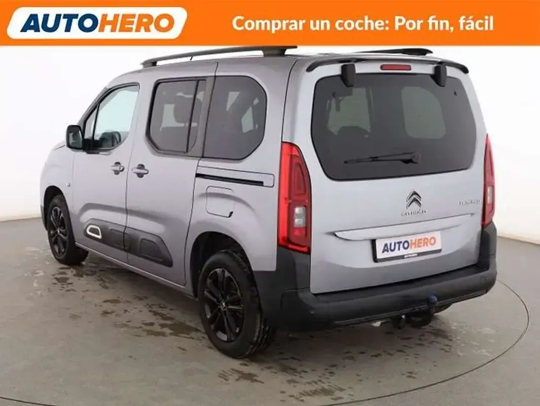 Usado Citroën Berlingo Feel 101 CV (74 kW) 2021 Gris Monovolumen