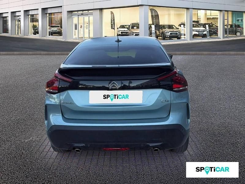 Usado Citroën C4 Feel 131 CV (96 kW) 2021 Azul Berlina