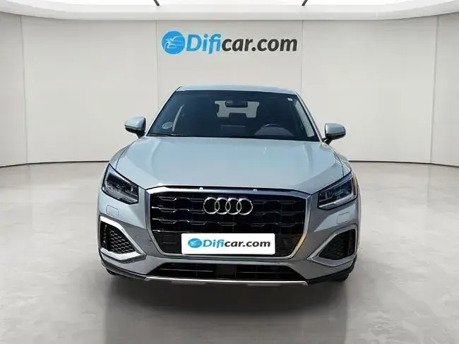Usado Audi Q2 Advanced Plus 116 CV (85 kW) 2023 Gris SUV