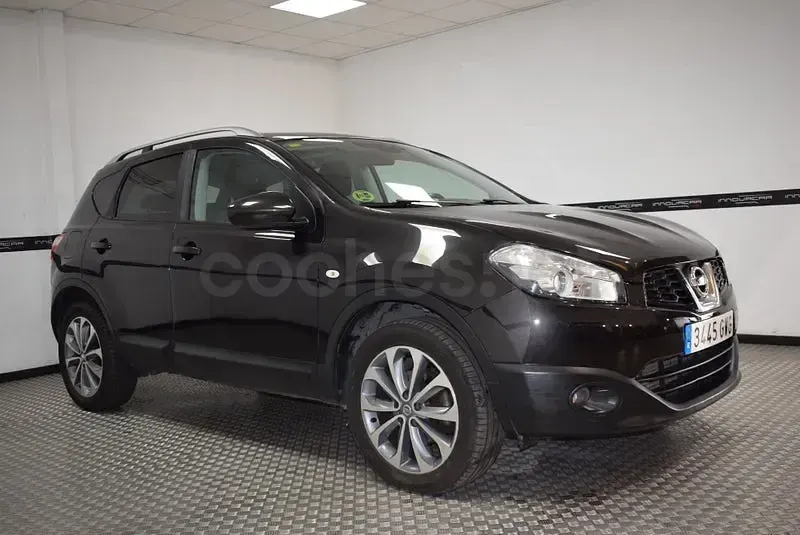 Usado Nissan Qashqai Tekna 150 CV (110 kW) 2010 Negro SUV