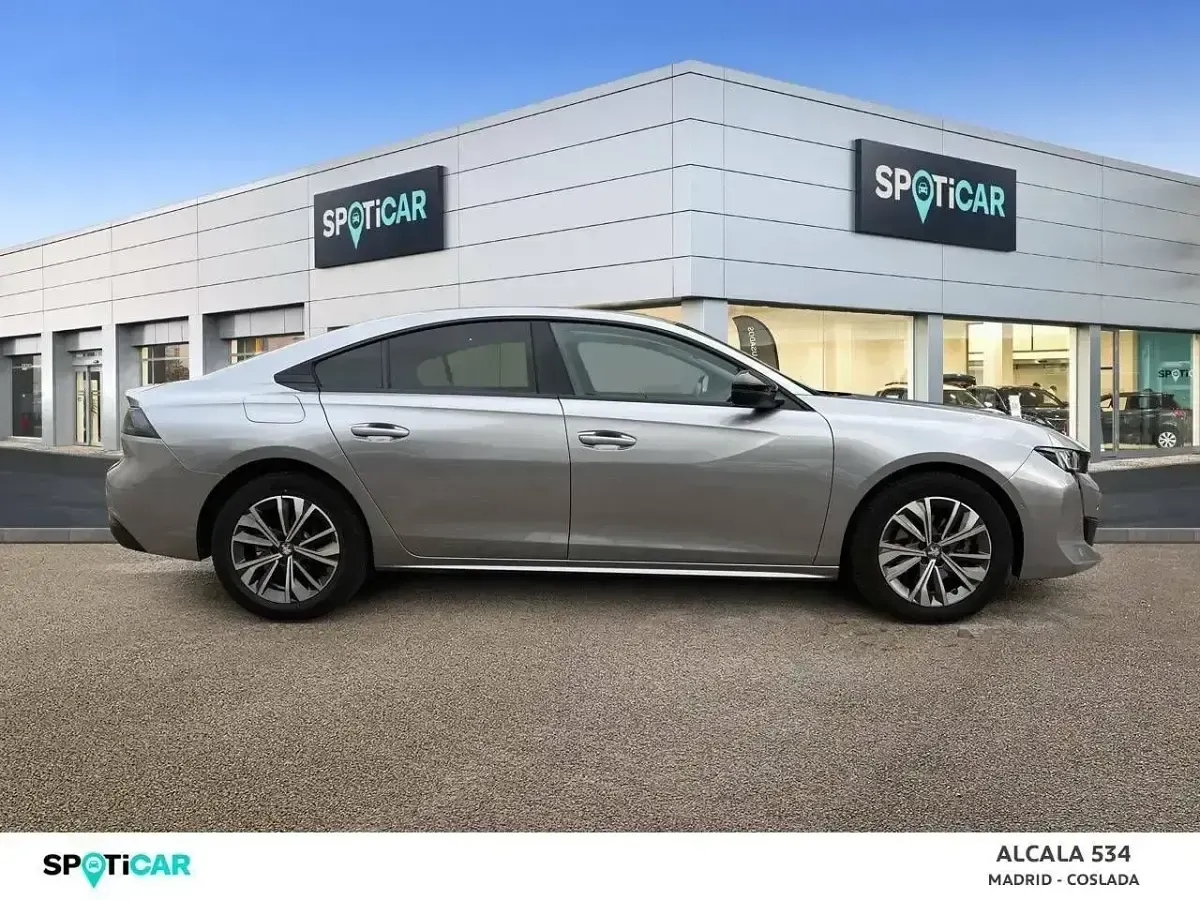 Usado Peugeot 508 Allure 131 CV (96 kW) 2022 Gris Berlina