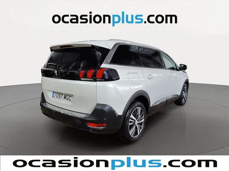 Usado Peugeot 5008 Allure 131 CV (96 kW) 2023 Blanco SUV