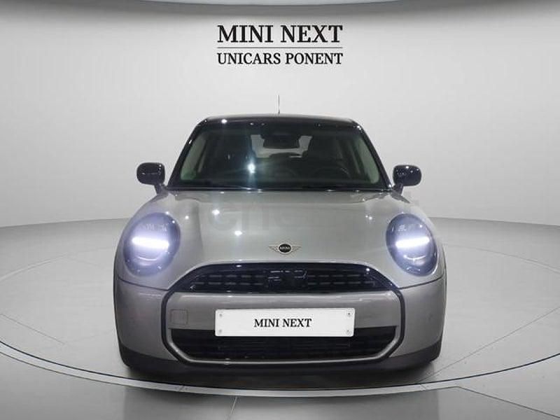 Usado Mini Cooper 114 kW (156 CV) 2025 Gris / plata Utilitario