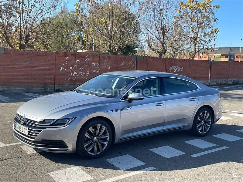 Gris / plata Usado 2020 VW Arteon Berlina | 24.700 € (Super precio) - Imagen 1/4