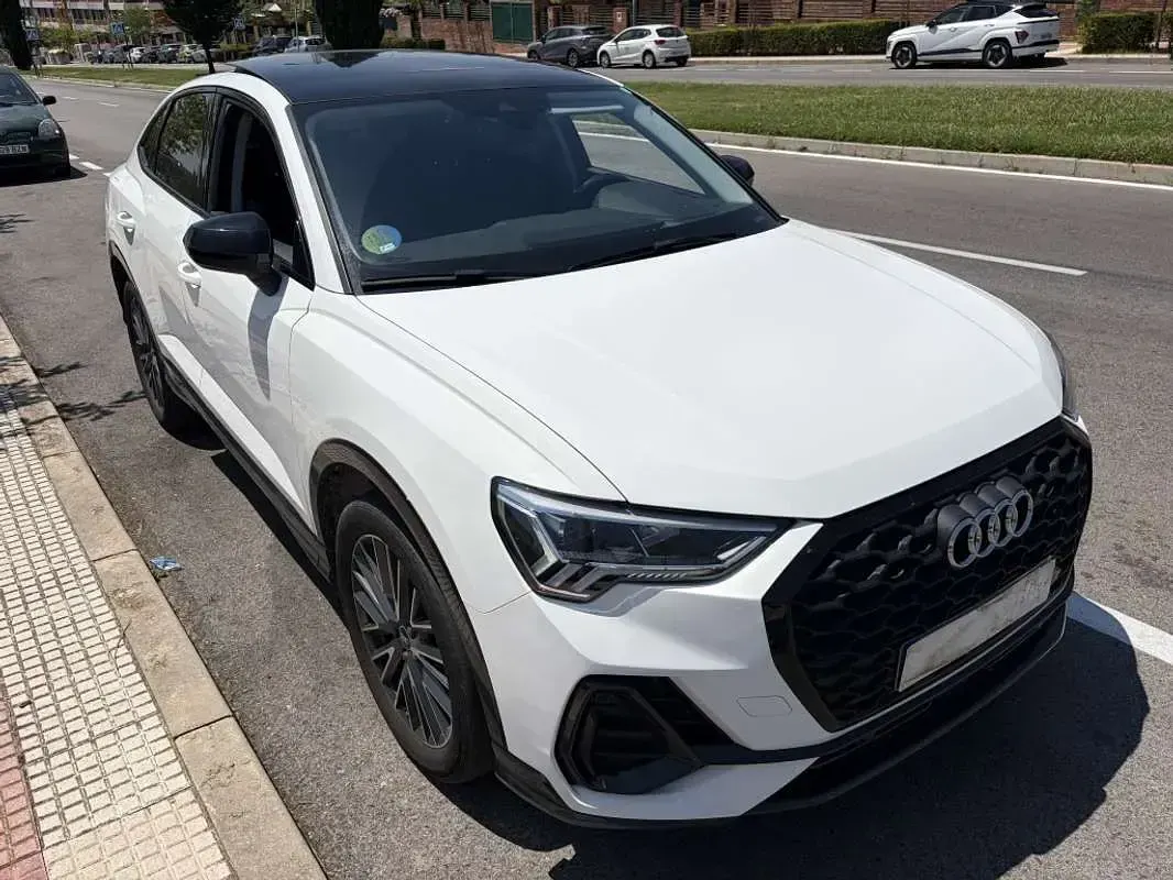 Usado Audi Q3 Sportback Black Edition 150 CV (110 kW) 2022 Blanco SUV