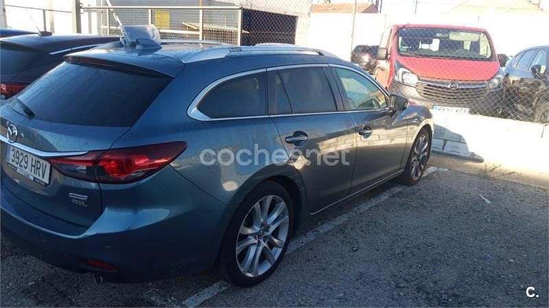 Azul Usado 2013 Mazda 6 Luxury Familiar | 3900 € - Imagen 1/4