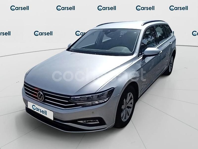 Negro Usado 2020 VW Passat Business Familiar | 18.000 € (Precio justo) - Imagen 1/4