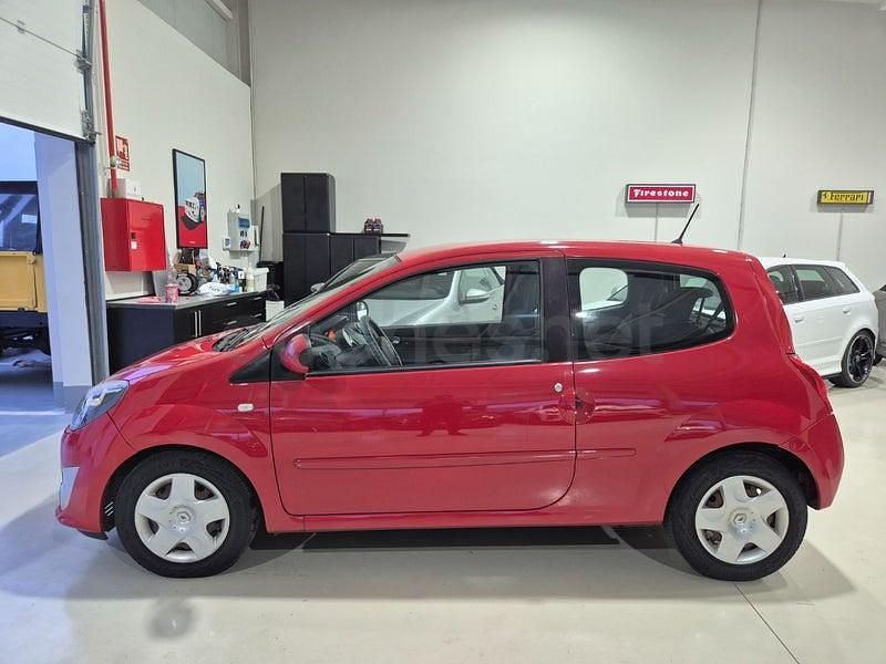 Usado Renault Twingo Dynamique 76 CV (55 kW) 2009 Rojo Utilitario