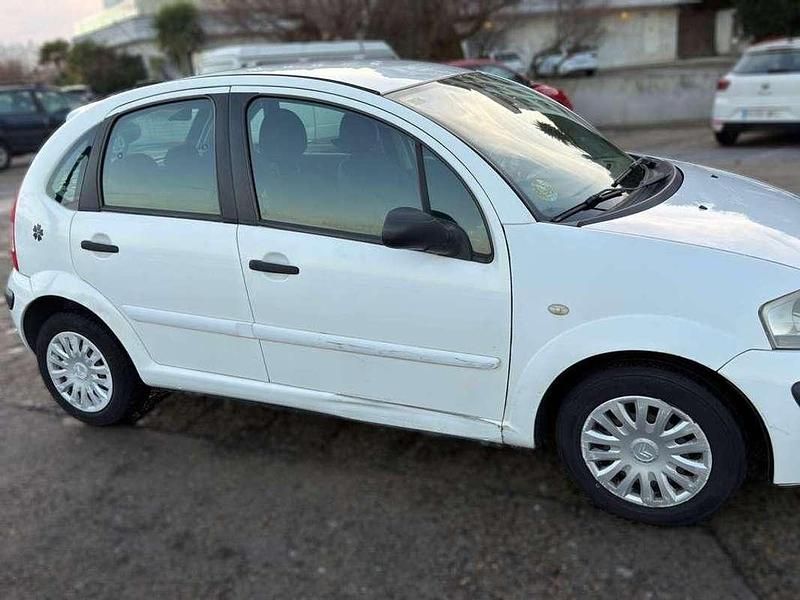 Usado Citroën C3 68 CV (50 kW) 2006 Blanco Utilitario