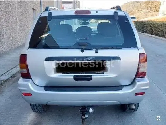 Usado Jeep Grand Cherokee Laredo 163 CV (119 kW) 2005 Gris / plata SUV