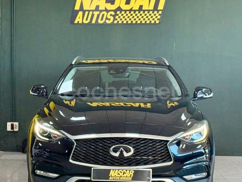 Usado Infiniti QX30 Premium 170 CV (125 kW) 2017 Negro SUV