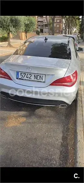 Usado Mercedes CLA180 Urban 122 CV (89 kW) 2013 Gris / plata Coupe