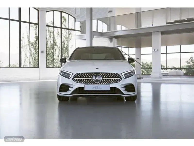 Usado Mercedes A200 163 CV (119 kW) 2019 Blanco Berlina
