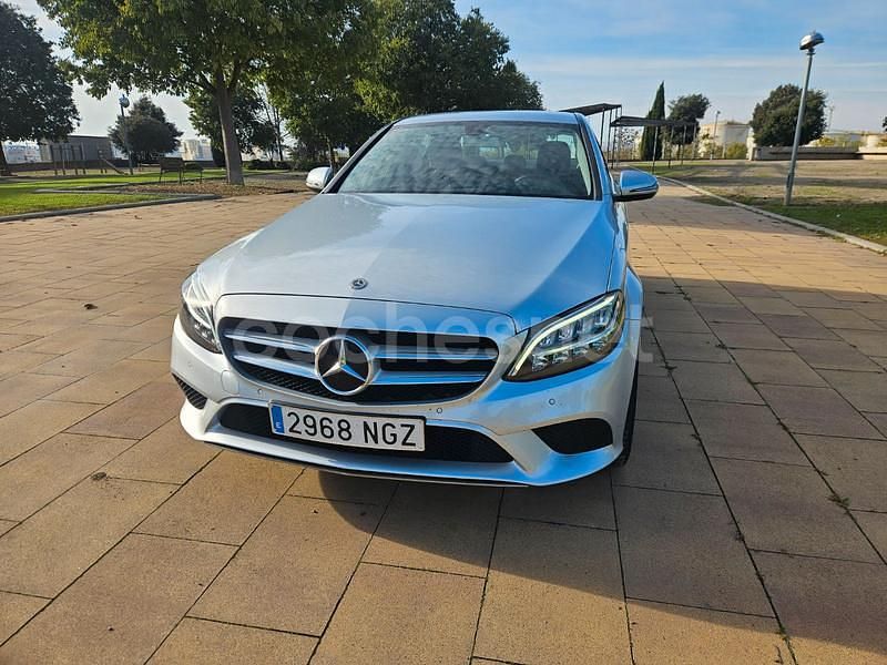 Usado Mercedes C200 160 CV (117 kW) 2019 Gris / plata Berlina