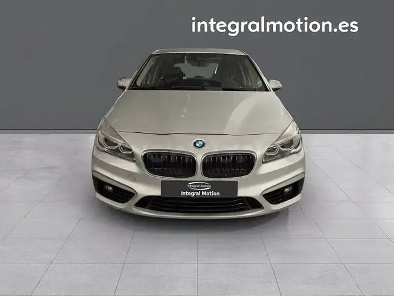 Usado BMW 218 150 CV (110 kW) 2016 Gris / plata Familiar