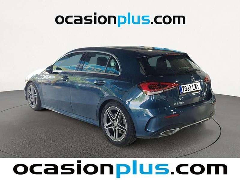 Usado Mercedes A200 150 CV (110 kW) 2022 Azul Utilitario