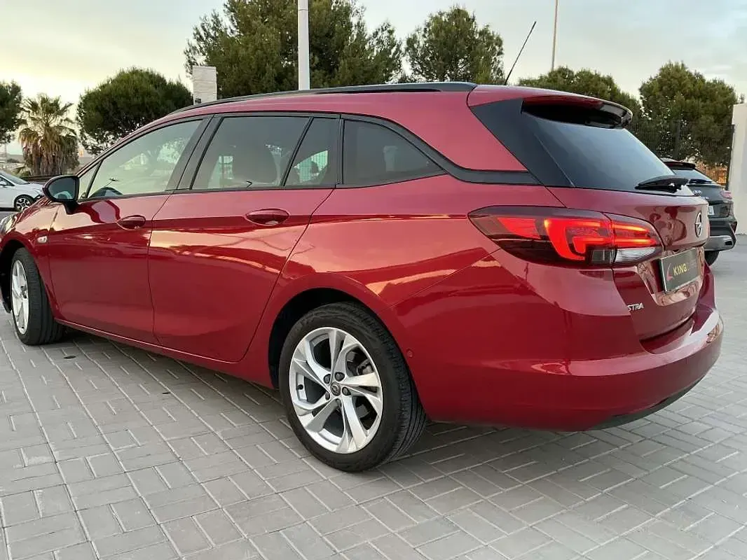 Usado Opel Astra GS Line 131 HP (96 kW) 2021 Vermelho Carrinha
