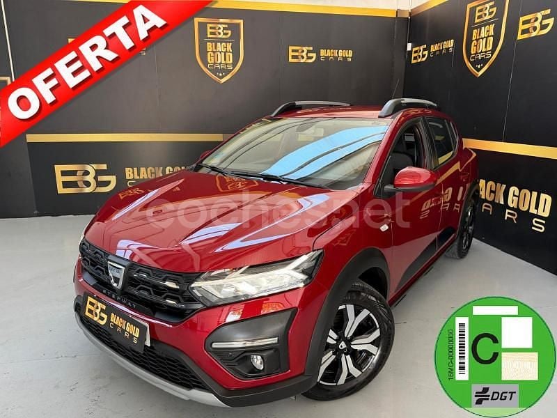 Rojo Usado 2022 Dacia Sandero Expression Berlina | 11.990 € (Buen precio) - Imagen 1/4