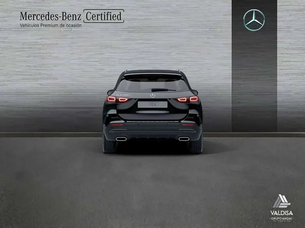 Usado Mercedes GLA200 150 CV (110 kW) 2022 SUV