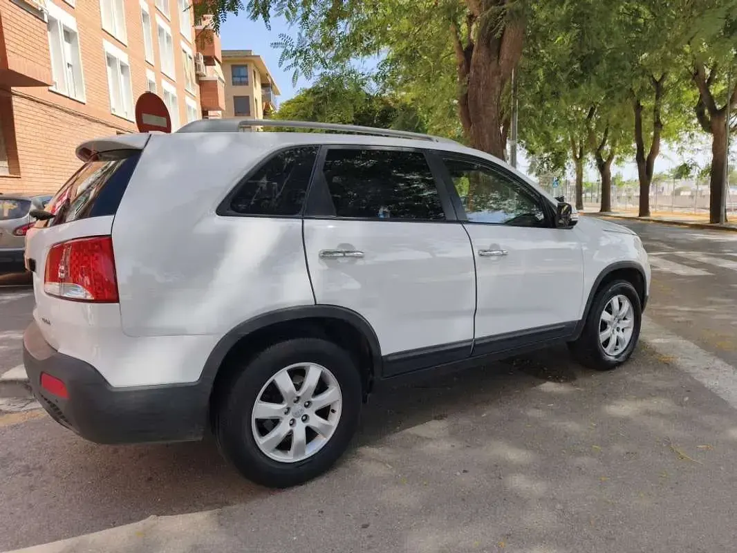 Usado Kia Sorento 150 CV (110 kW) 2011 Blanco SUV