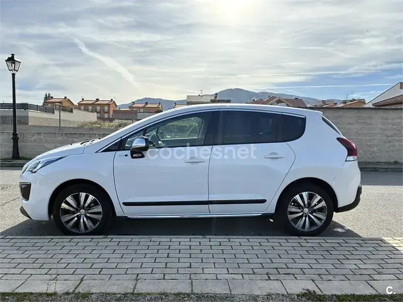 Occasion Peugeot 3008 Style 115 ch (84 kW) 2014 Blanc Break