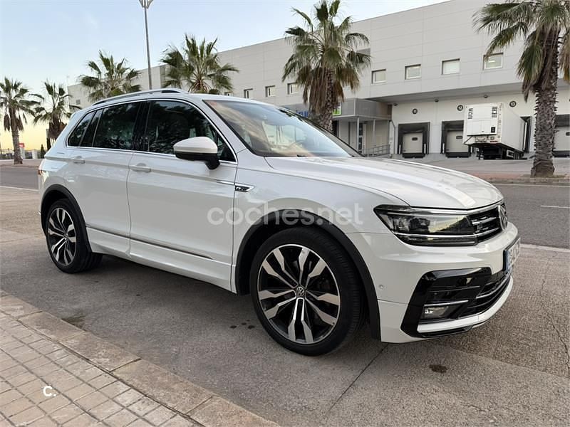 Usado VW Tiguan Sportline 190 CV (139 kW) 2019 Blanco SUV