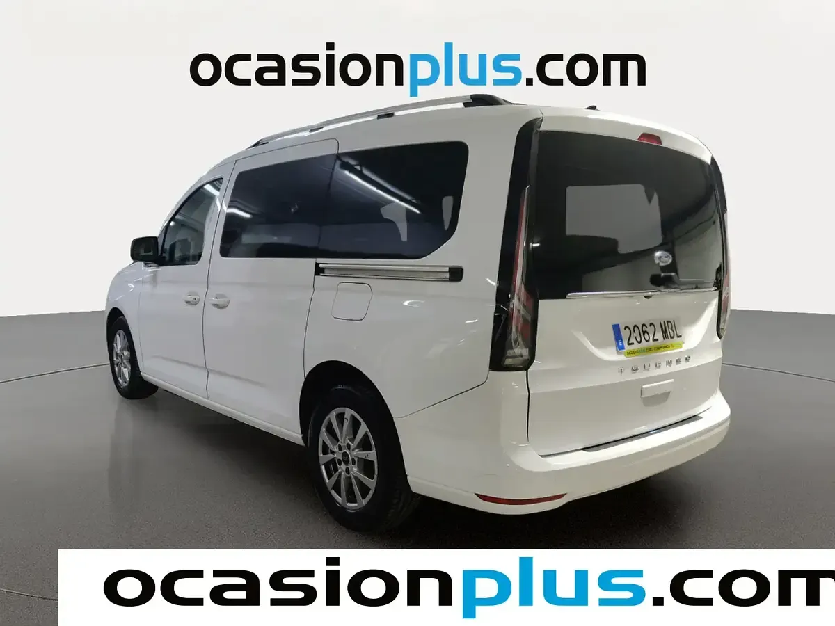 Usado Ford Tourneo Connect Titanium 114 CV (83 kW) 2022 Blanco Monovolumen