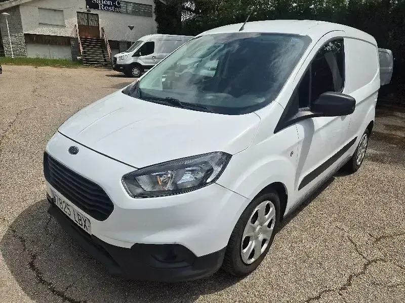 Käytetty Ford Transit Trend 75 HP (55 kW) 2019 Valkoinen Van