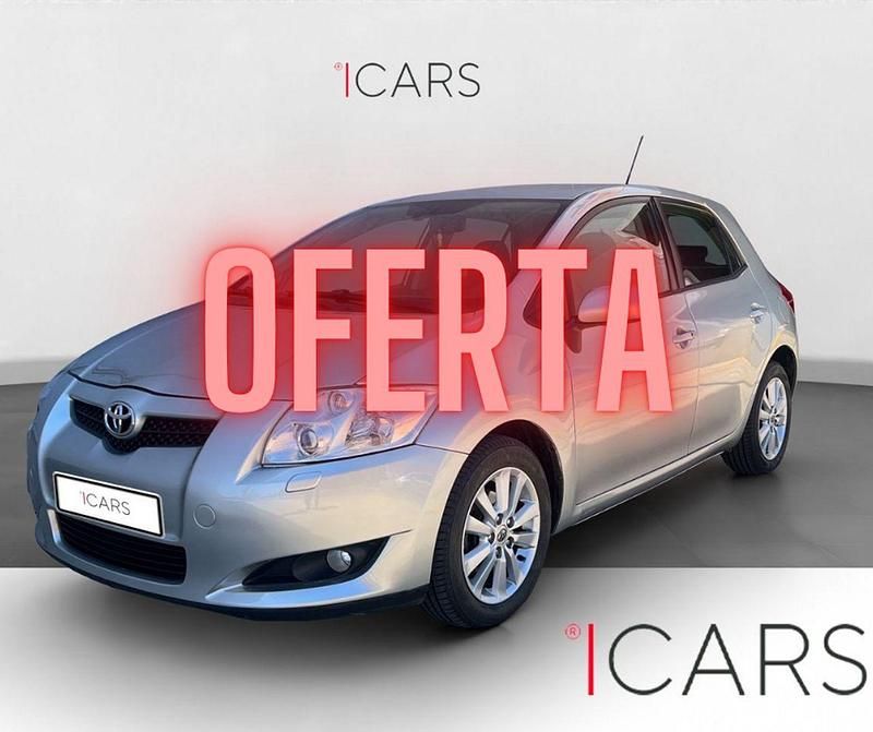 Gris / plata Usado 2008 Toyota Auris Luna Berlina | 7990 € (Un poco caro) - Imagen 1/4