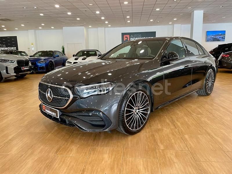Gris / plata Usado 2025 Mercedes E300 Berlina | 63.900 € (Precio justo) - Imagen 1/4