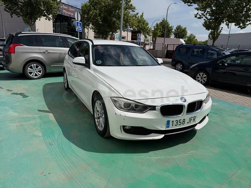 Usado BMW 318 150 CV (110 kW) 2015 Blanco Familiar