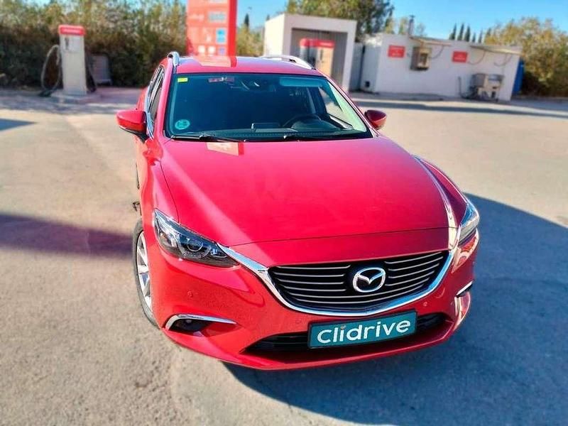 Usado Mazda 6 Luxury 150 CV (110 kW) 2017 Rojo Familiar
