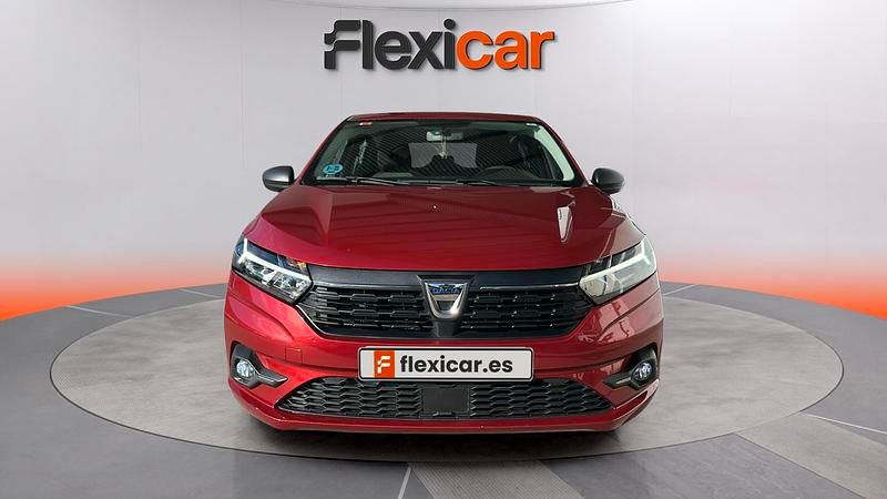 Usado Dacia Sandero Acces 67 CV (49 kW) 2021 Granate Utilitario