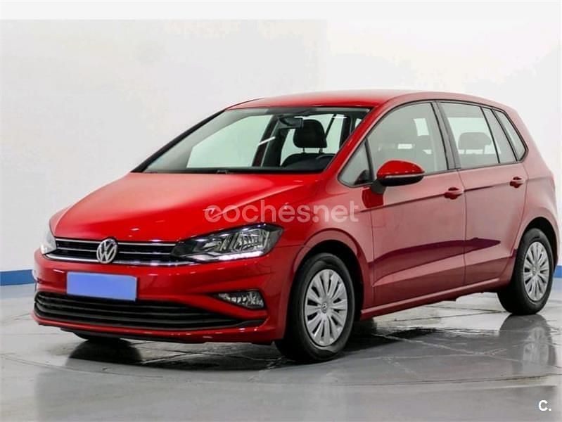 Usado VW Golf Sportsvan Edition 115 CV (84 kW) 2018 Rojo Monovolumen