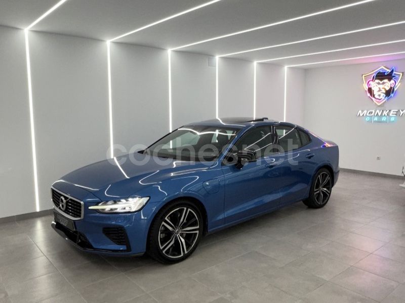Azul Usado 2021 Volvo S60 R-Design Berlina | 26.999 € - Imagen 1/4