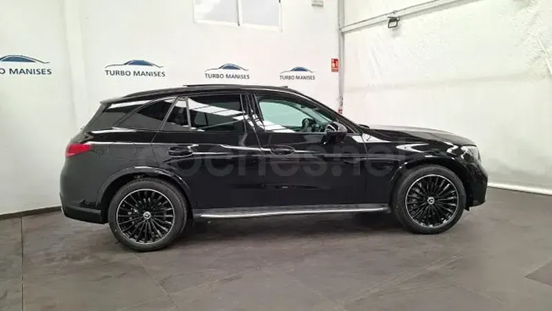 Usado Mercedes GLC200 204 CV (150 kW) 2024 Negro SUV