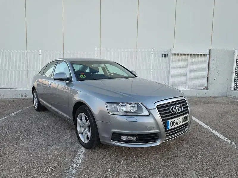 Usado Audi A6 170 CV (125 kW) 2009 Gris / plata Berlina