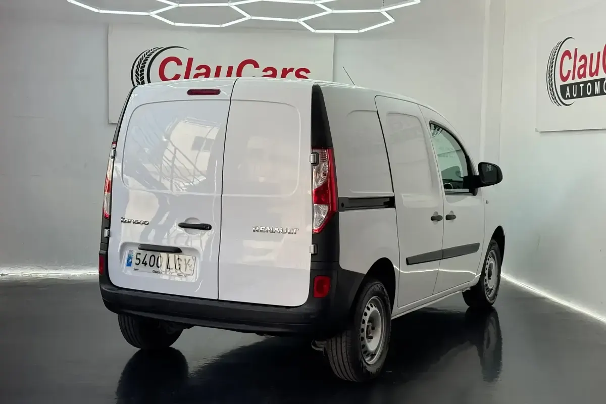 Usado Renault Kangoo 80 CV (58 kW) 2020 Blanco Monovolumen